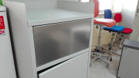 Armadio metallico vers. ZINCOPLASTIFICATO mod. SVUOTA VASSOI