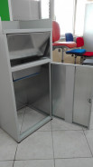 Armadio metallico vers. ZINCOPLASTIFICATO mod. SVUOTA VASSOI