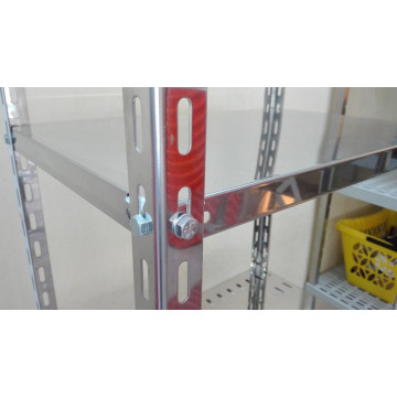 SCAFFALATURE A BULLONE SU MISURA IN ACCIAIO INOX