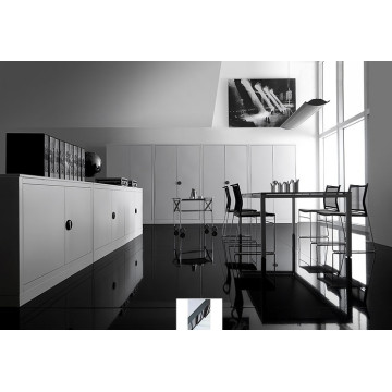 Armadi metallici per archivio bassi con ante a battente